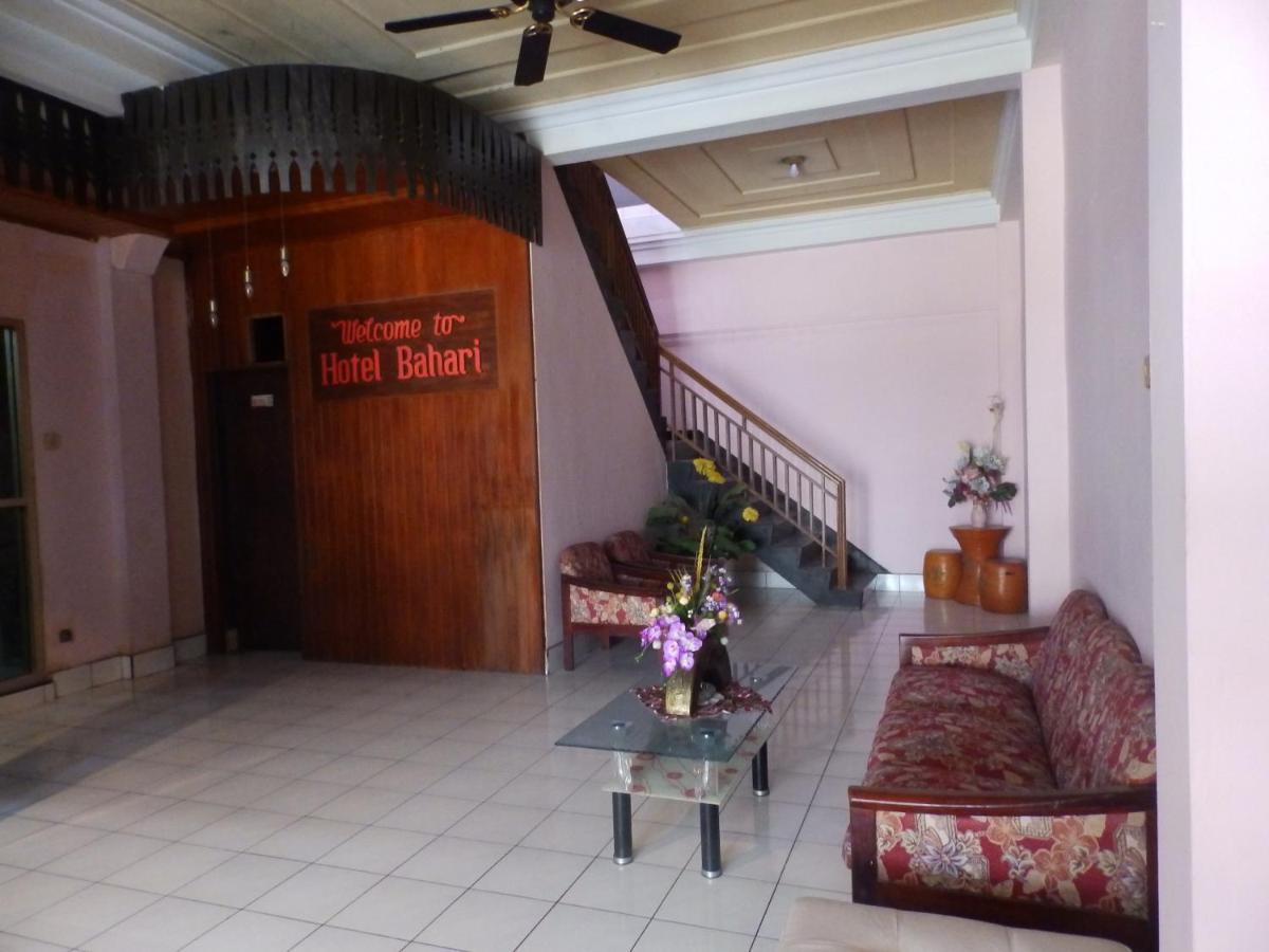 Bahari Family Hotel Bitung Exterior foto