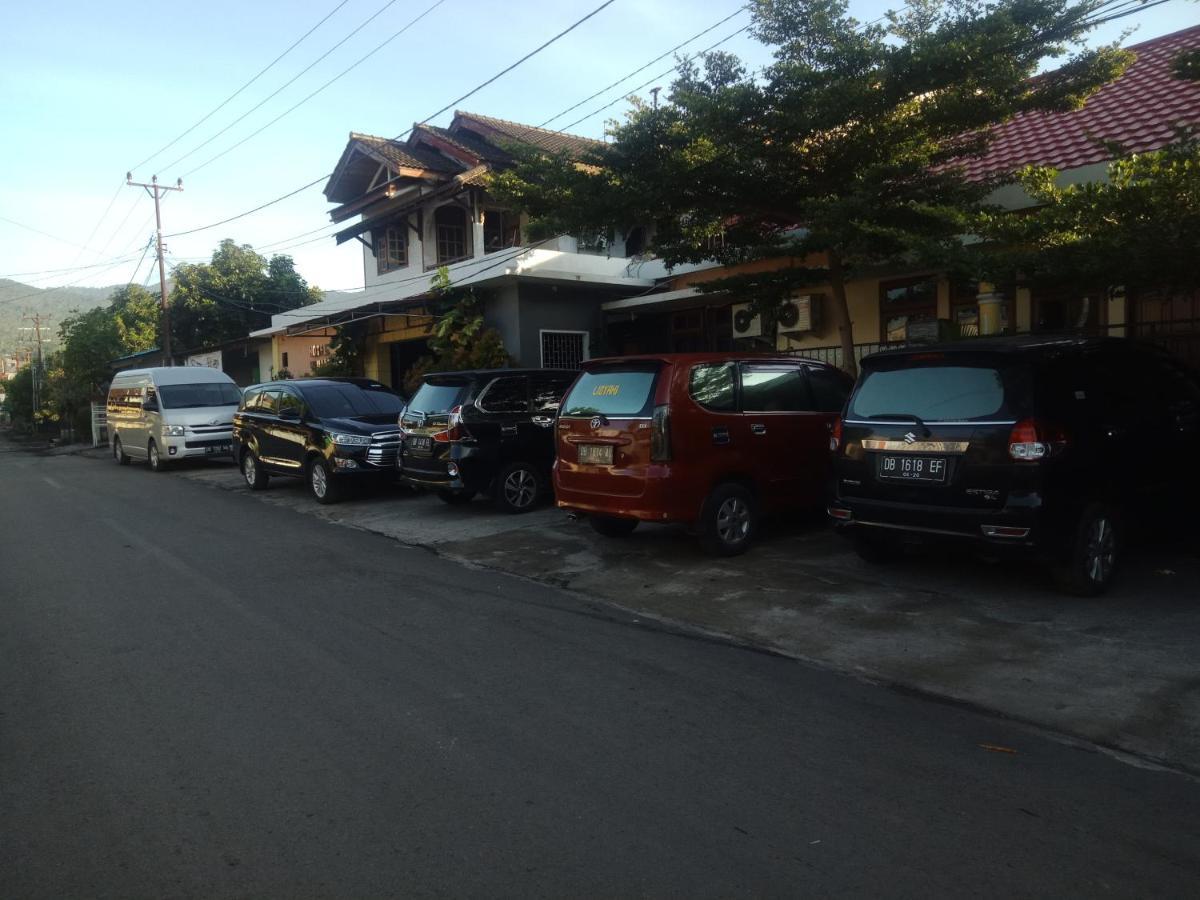Bahari Family Hotel Bitung Exterior foto