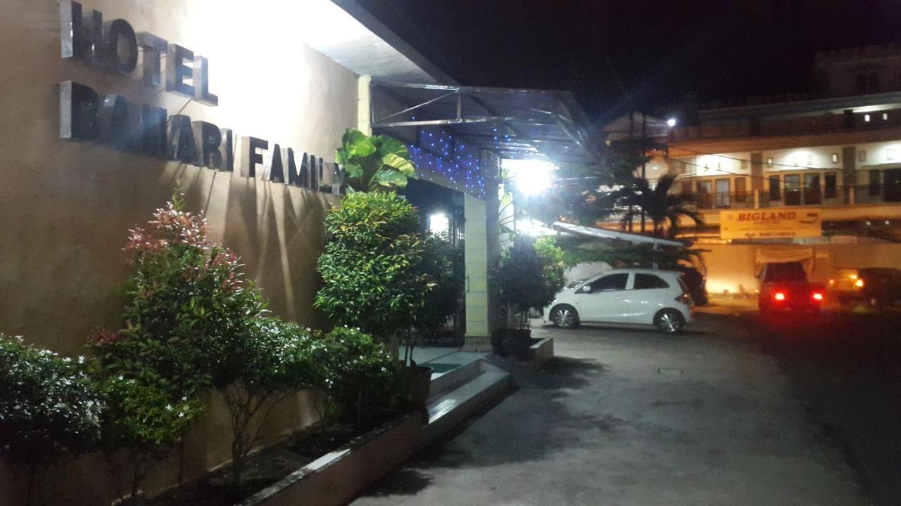 Bahari Family Hotel Bitung Exterior foto